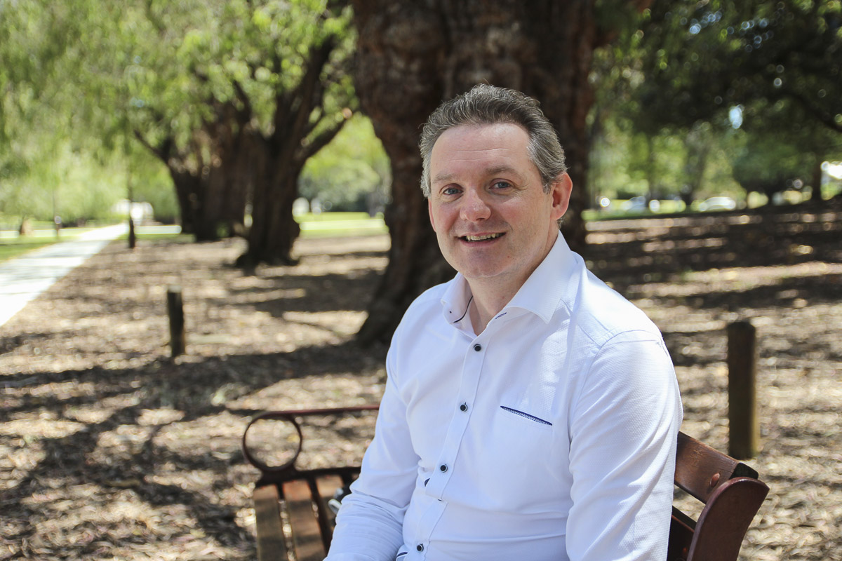 Dr Nick Gottardo